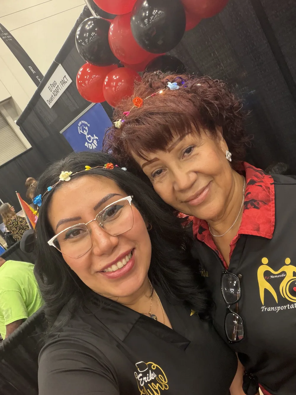 Nuestro equipo en un evento comunitario de salud